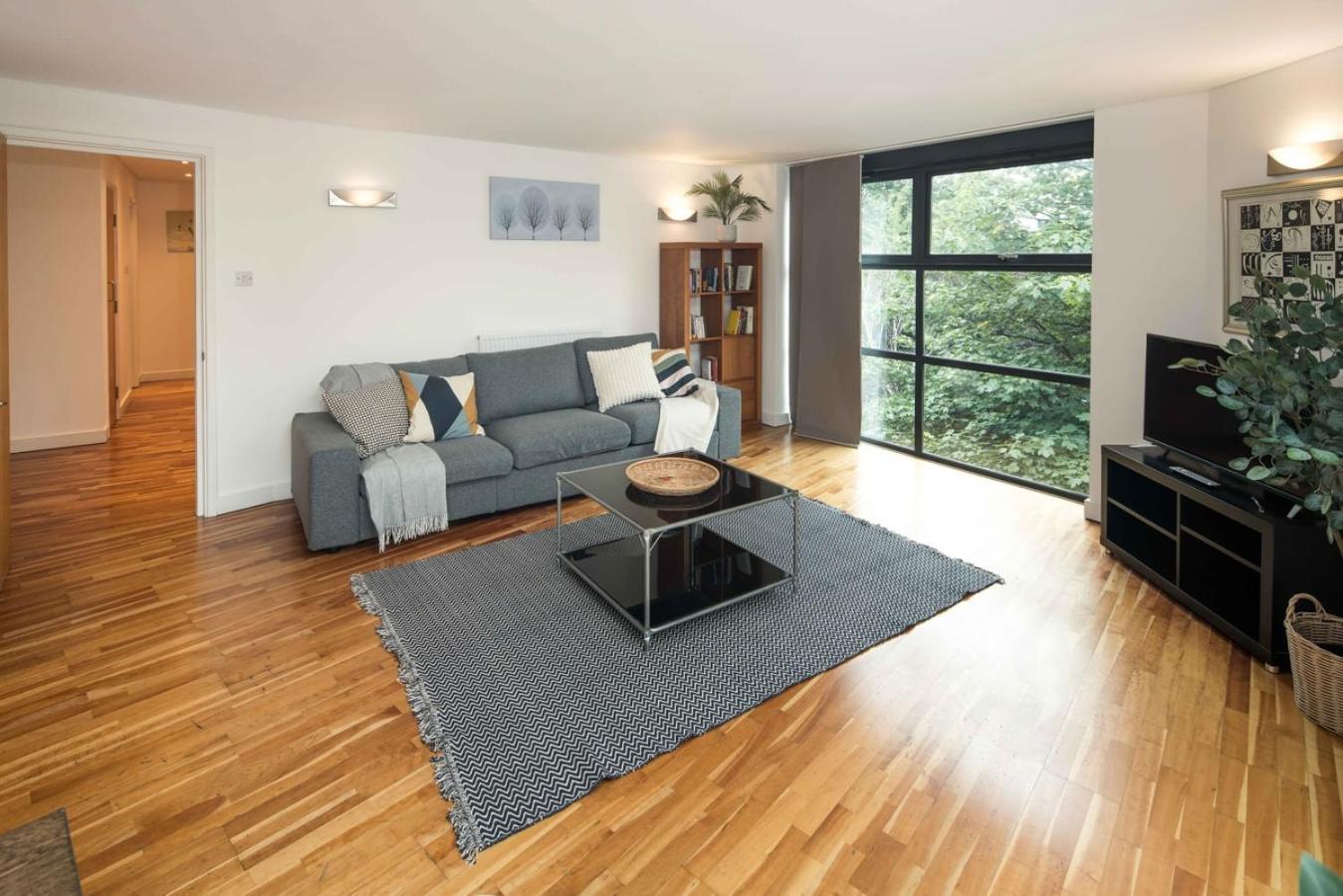 Superfast Broadband 2bd Flat Farringdon Appartement