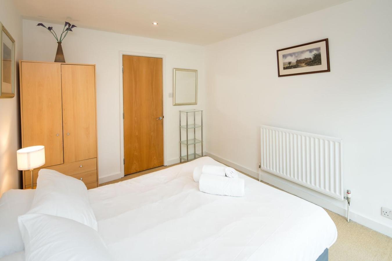 Superfast Broadband 2bd Flat Farringdon * Londres