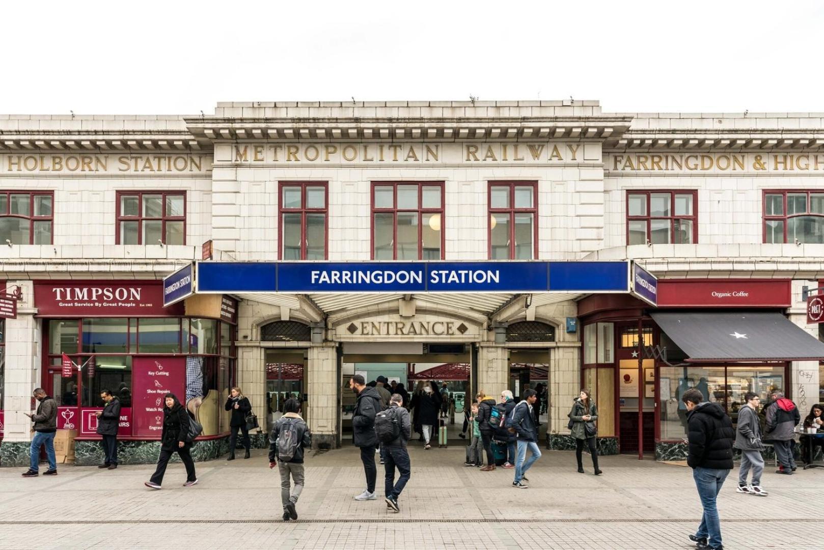 Superfast Broadband 2bd Flat Farringdon * Londen